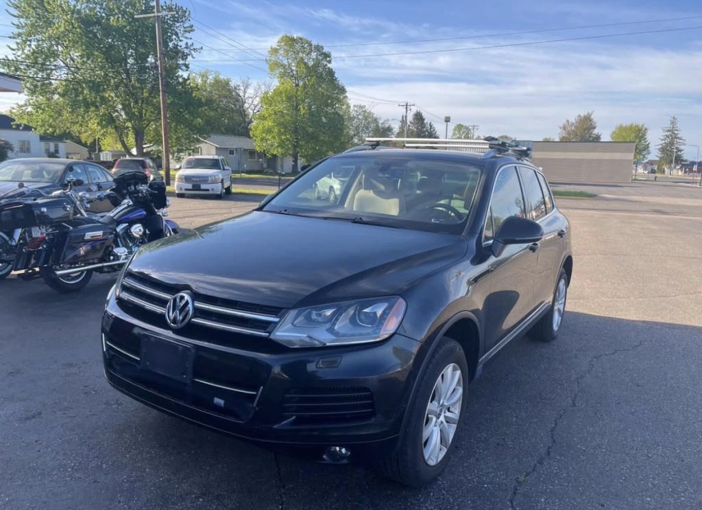 2012 VOLKSWAGEN TOUREG TDI SPORT